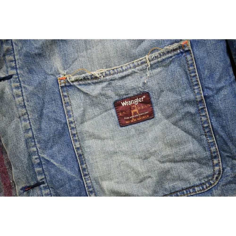 Vintage 1960s Wrangler Denim Jean Chore Coat / Distressed / Made In USA / True V - Picture 6 of 7